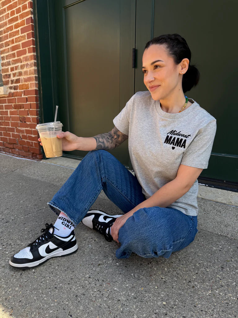 Midwest Mama Tee in Gray
