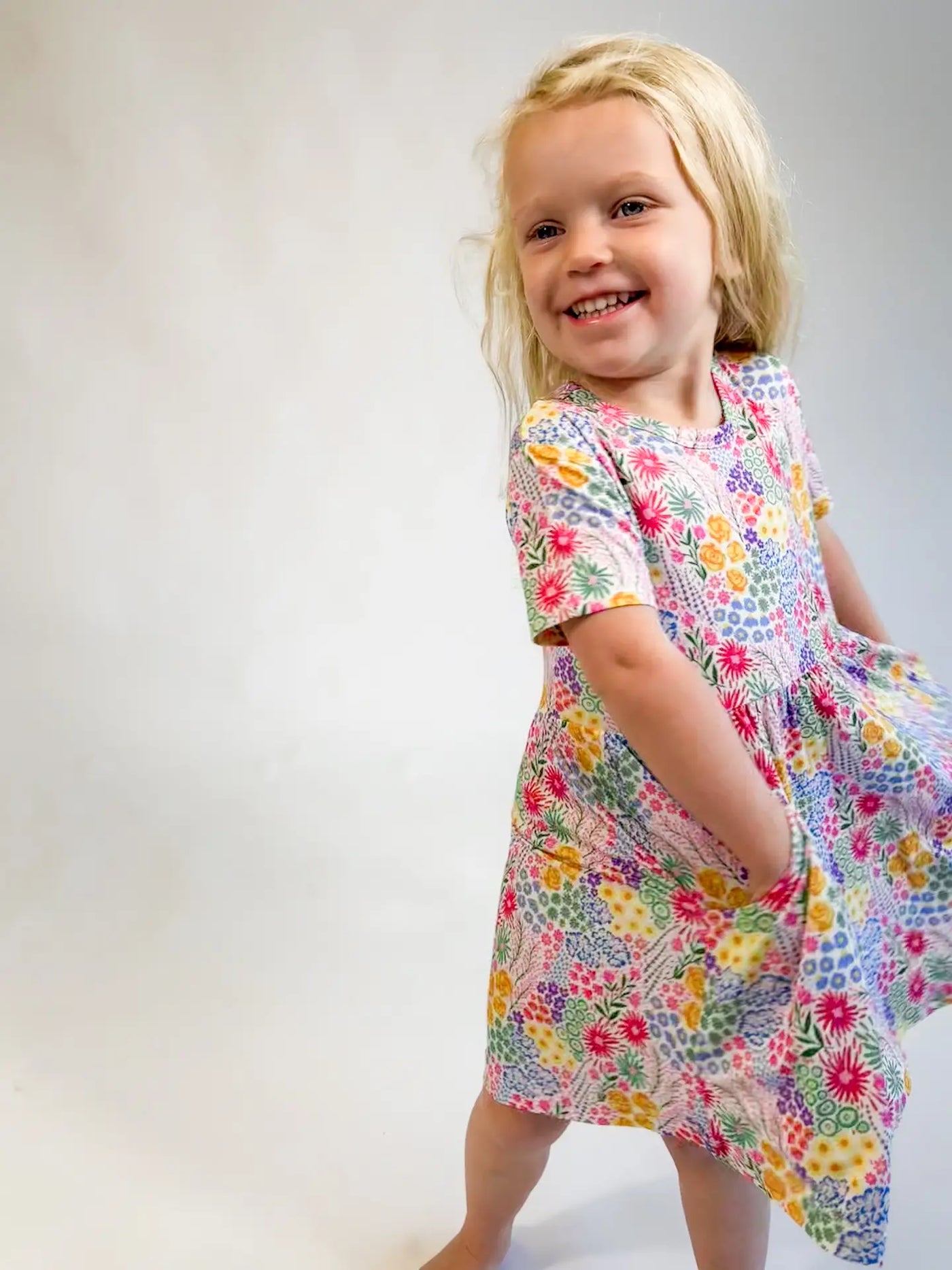 Flower Fields Short Sleeve Pocket Dress