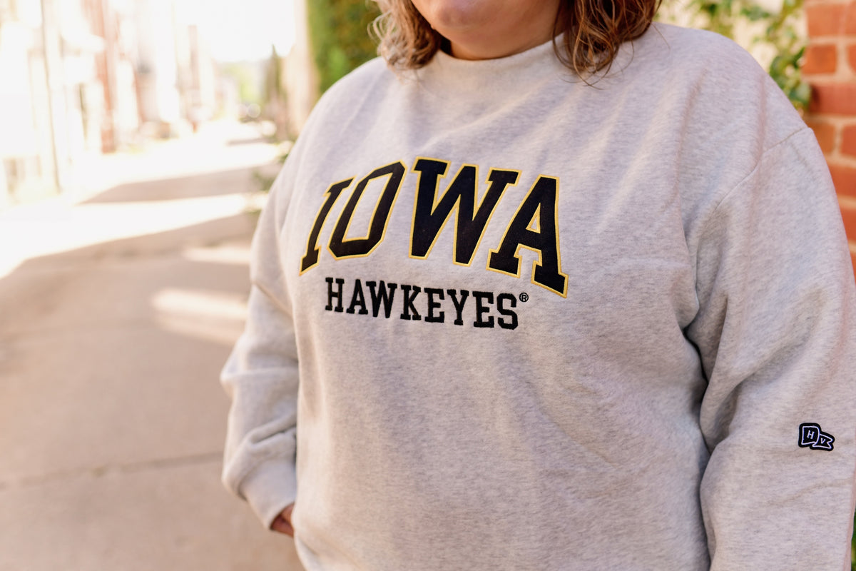 IOWA HAWKEYES MOCK NECK -Gray