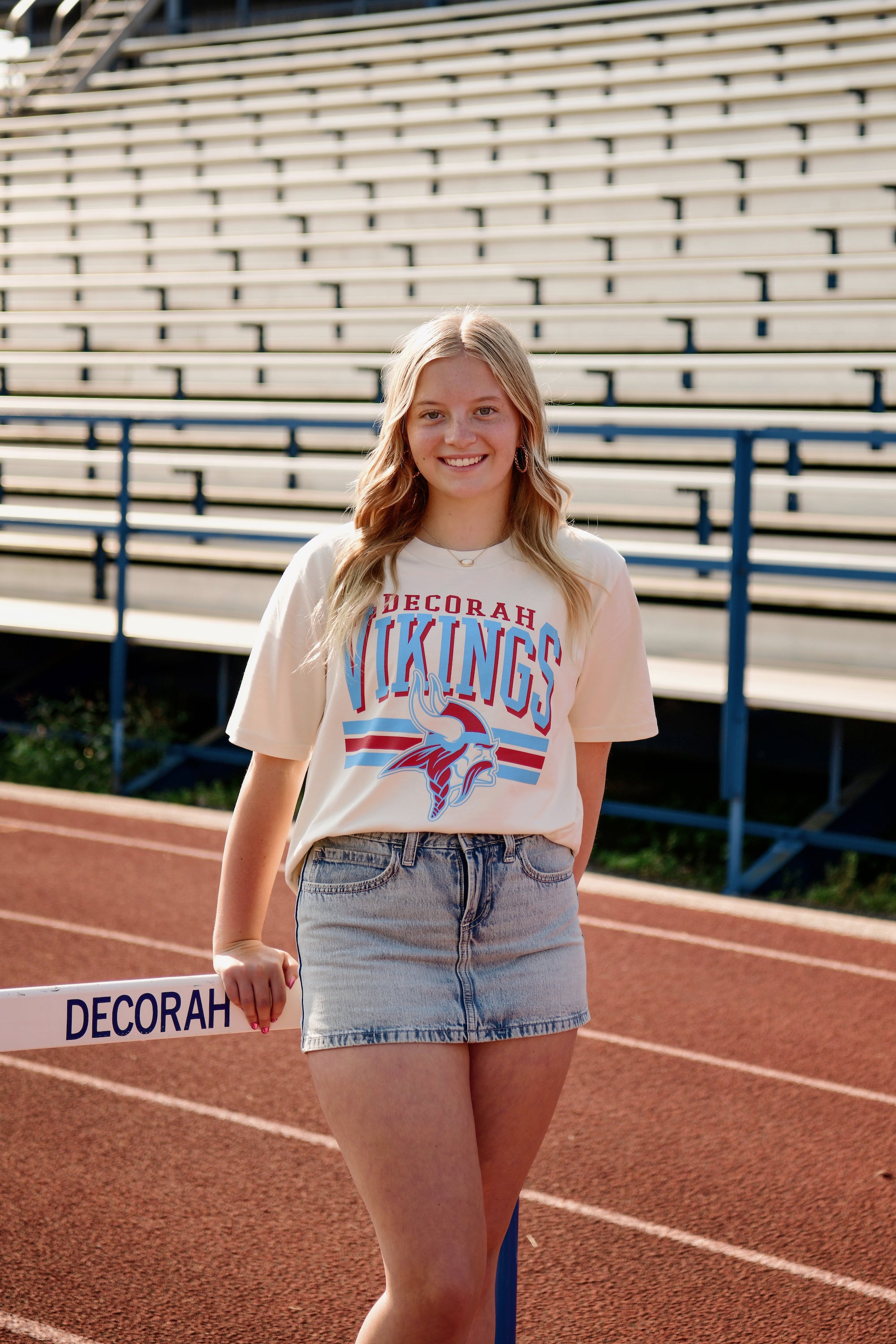 Decorah Vikings Retro Tee-Ecru