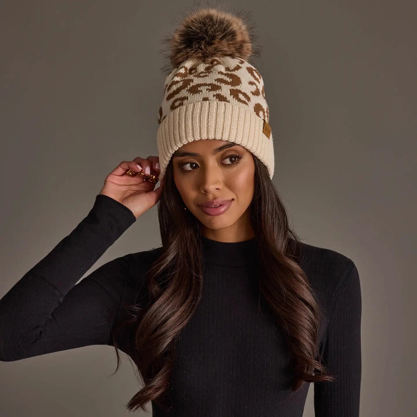 Cream Leopard Pattern Knit Pom Hat