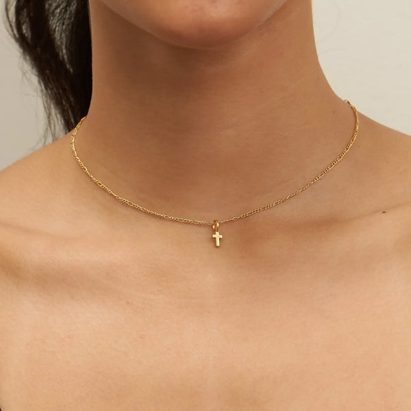 Brenda Grands Cross Necklace- Gold