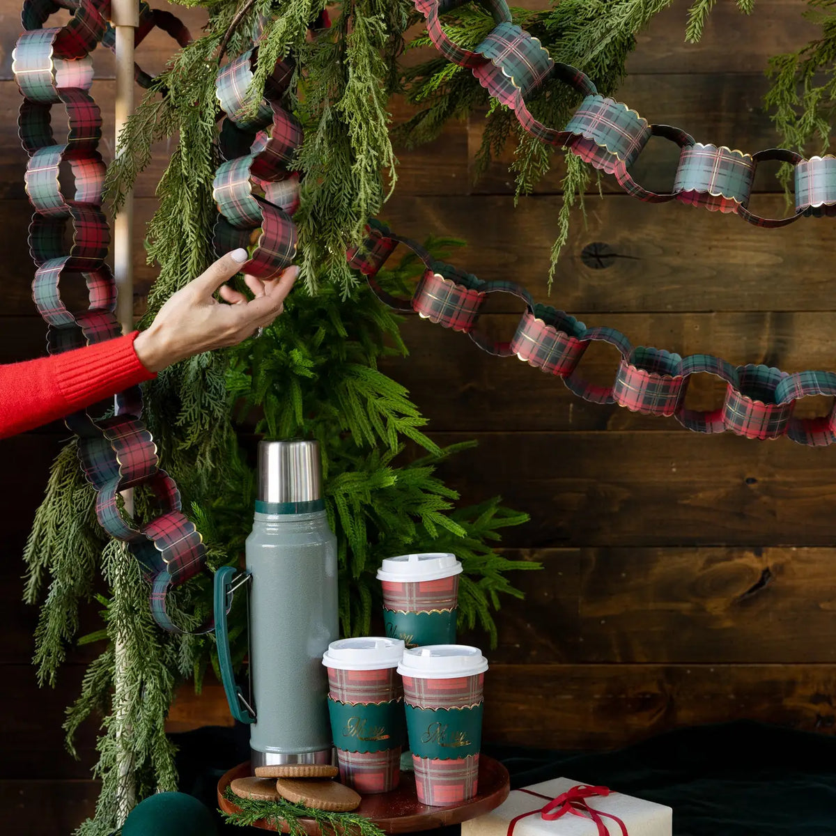 Red and Green Plaid 20ft Christmas Paper Chains