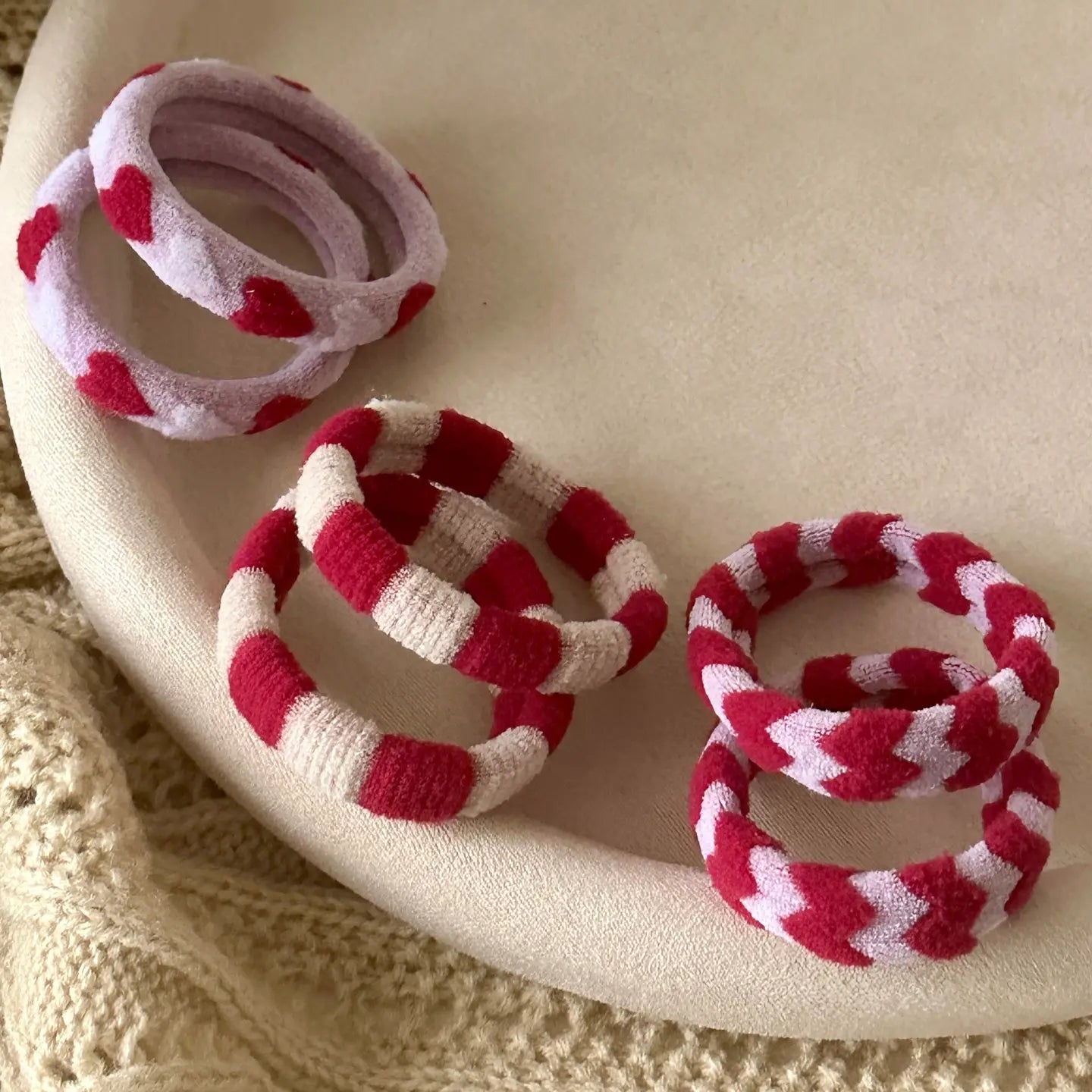 Valentine's Day Seamless Hair Ties