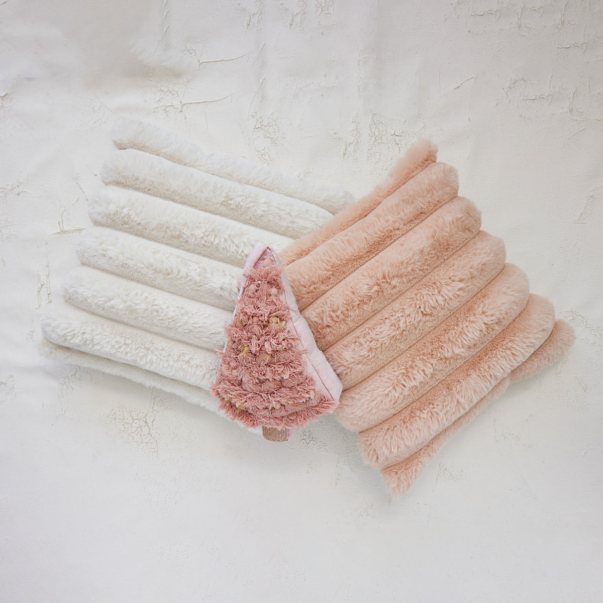 18" Faux Fur Pillow