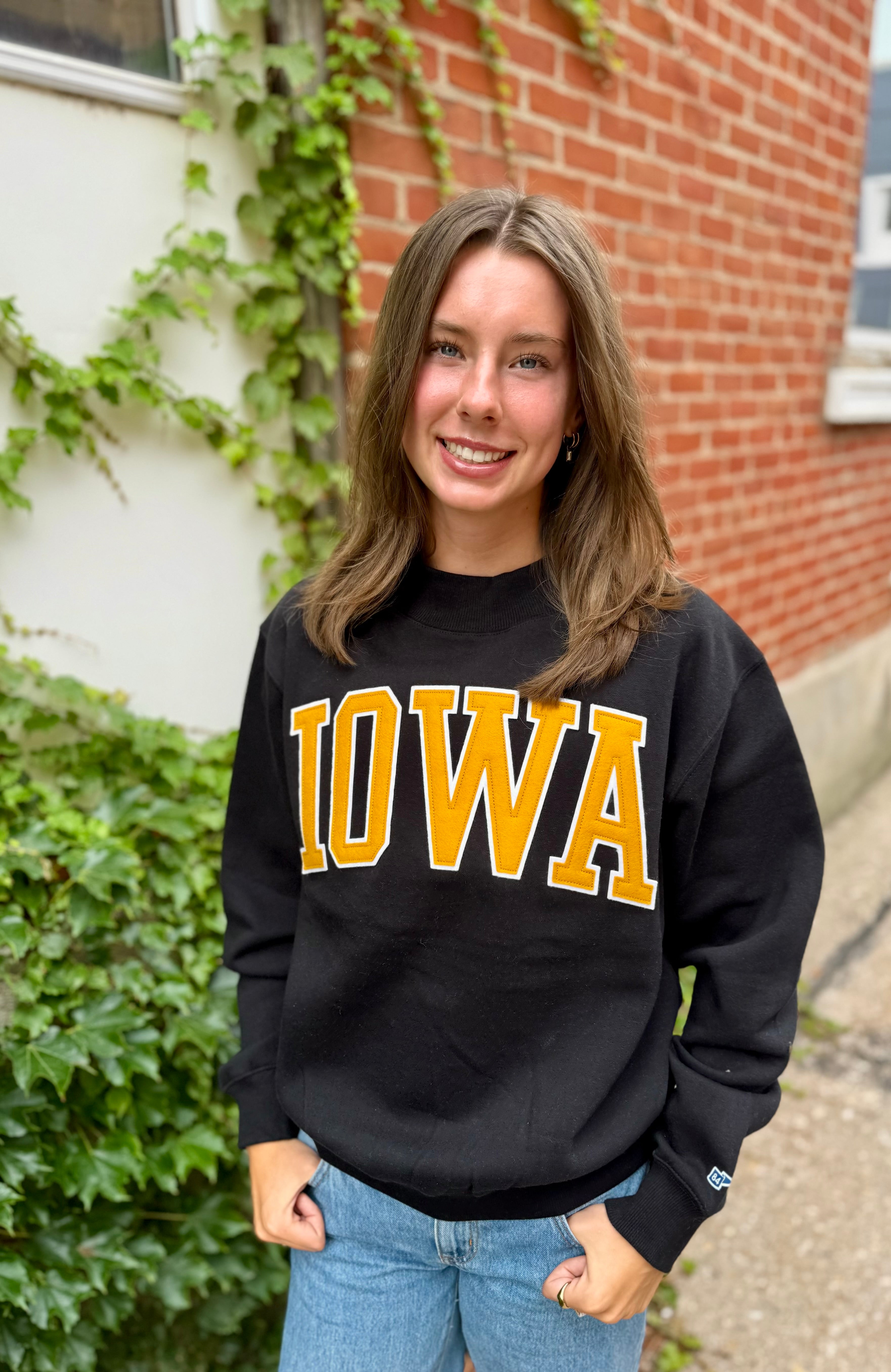 IOWA Mock Neck-Black