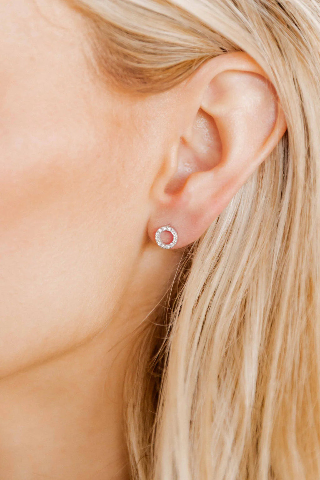 Lainey Screwback Stud Earings