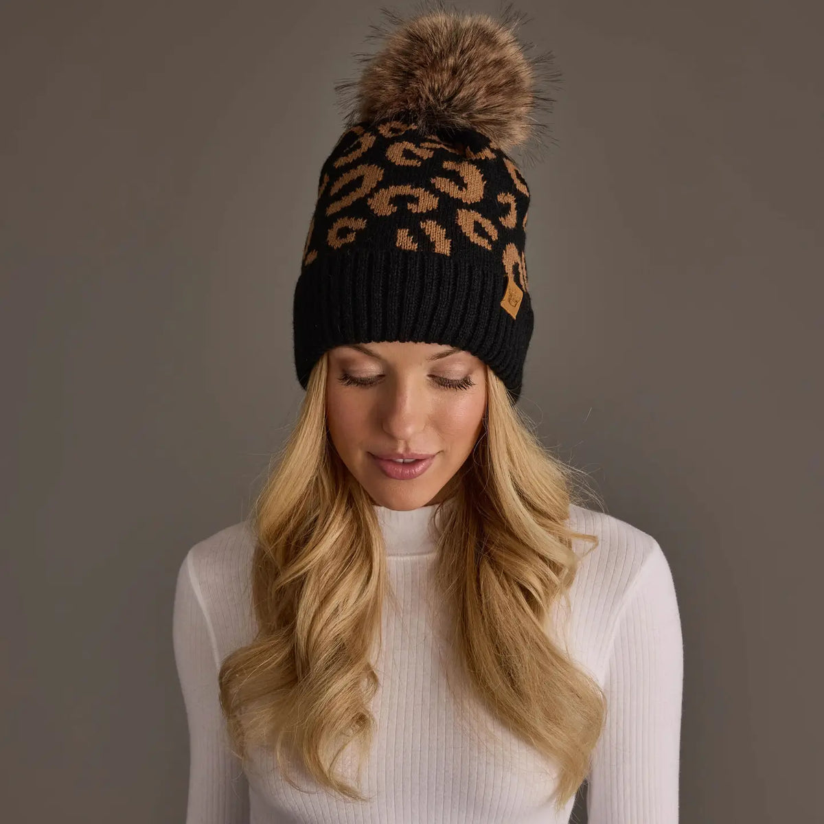 Black Leopard Pattern Knit Pom Hat