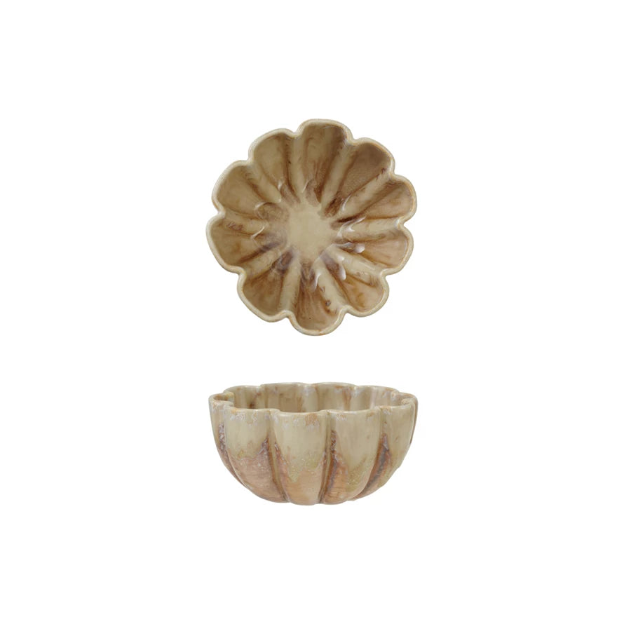 Stoneware Fluted Scalloped Bowl | Brown