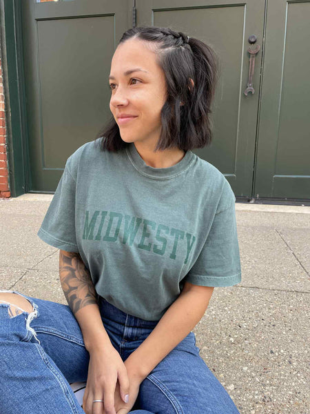 Midwesty Tee in Spruce