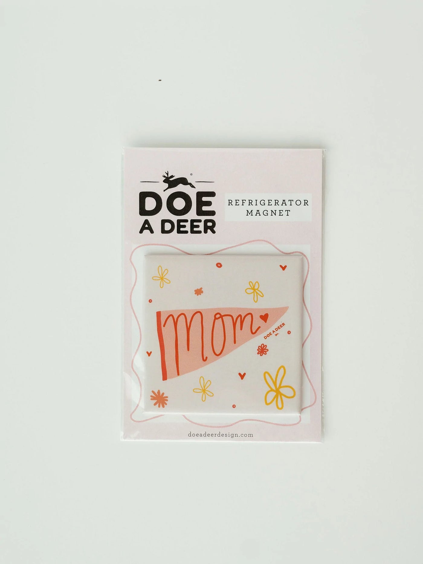 Doe A Deer Design Mom Pennant Magnet